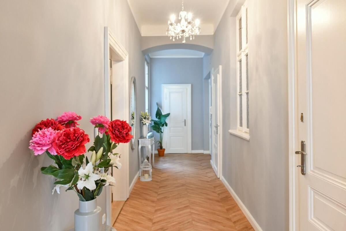 Cityscape Wenceslas Square Apartment Prague Ngoại thất bức ảnh